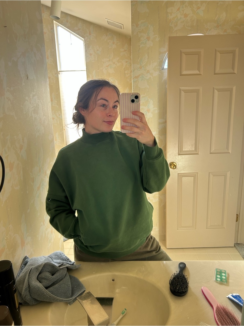 TNA Sweatfleece Cozy Fleece Megafit Womem Green Mock Neck Sweatshirt